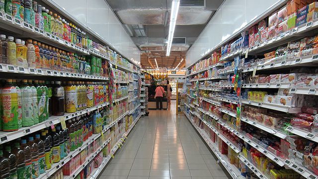【云宇货架】超市货架专业设计定制 超市货架应如何摆放